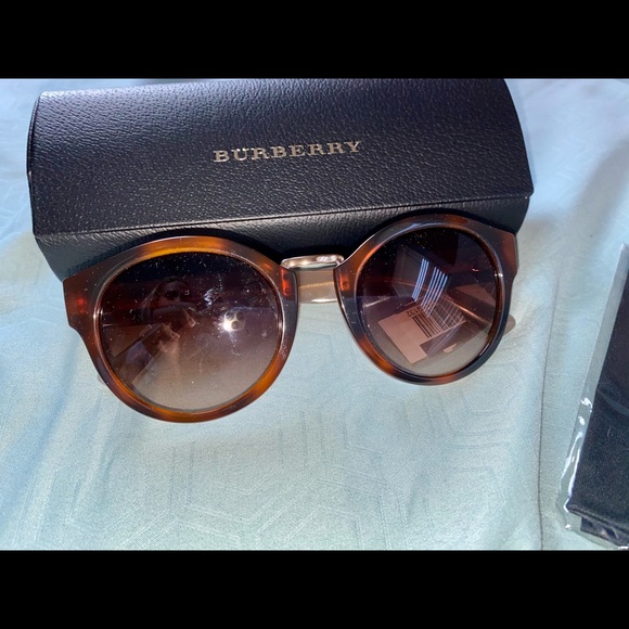 Burberry vintage 50 mm Phantos Unique Sunglasses - Picture 2 of 7